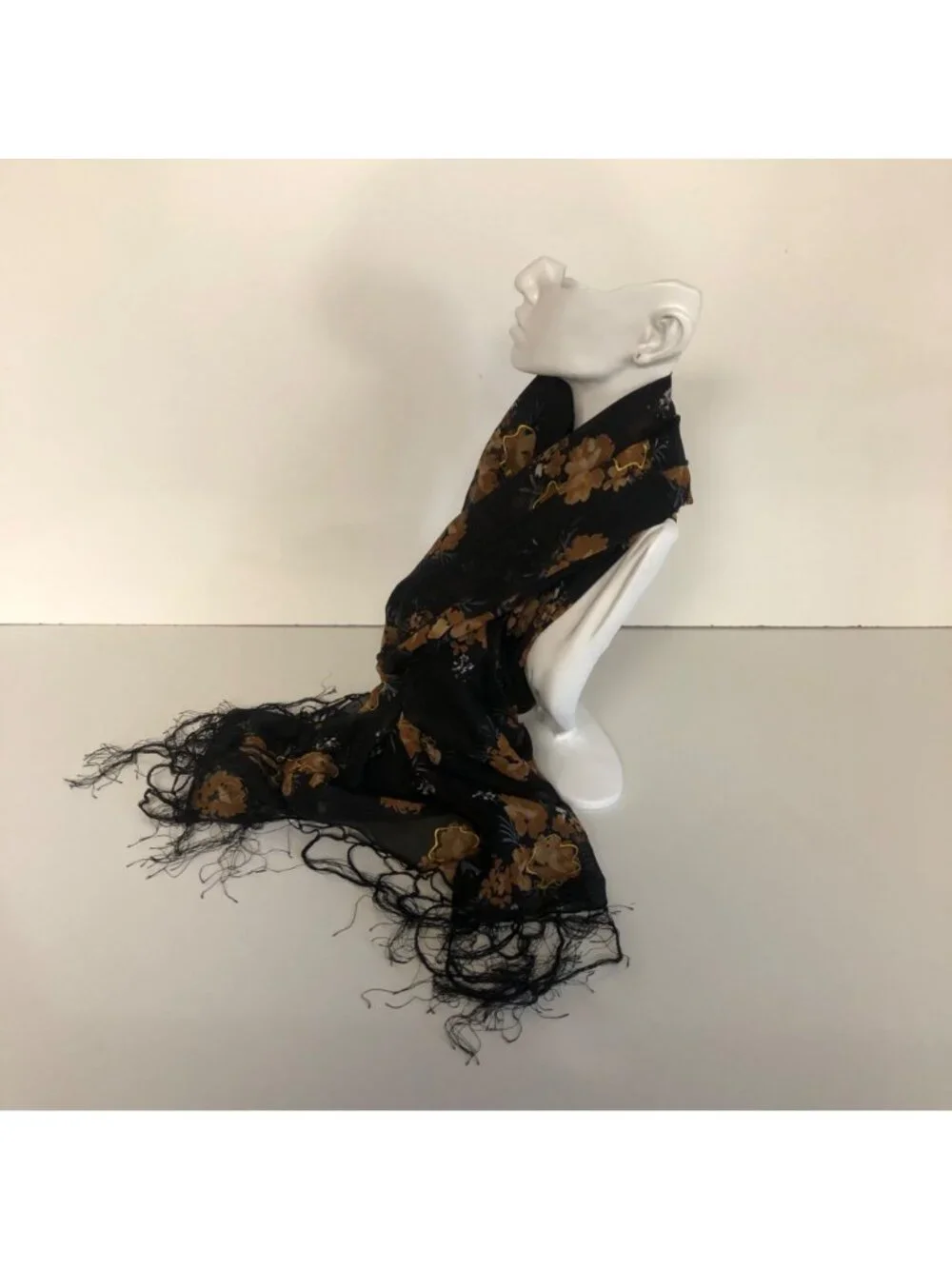 Ucho Bali Black Gold Metallic Floral Scarf Fringe Lightweight Sheer 19.5x63in